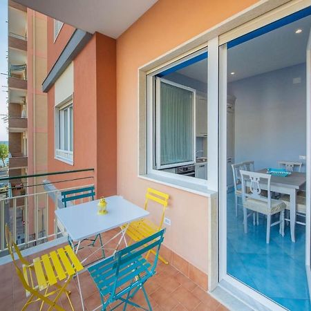 La Casa Del Poeta - Appartamento Positano مايوري المظهر الخارجي الصورة